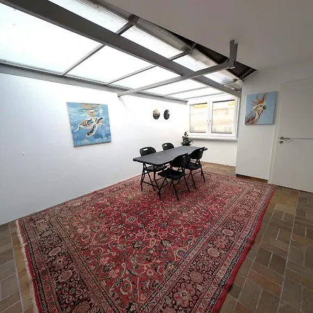 Modern Habitable Gallery, Centrally Located In *