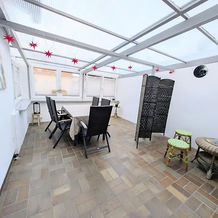 Modern Habitable Gallery, Centrally Located In Apartment Hirschaid